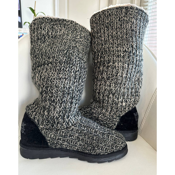 Muk Luks Women's Malena Marl Crochet Button Up Winter Boots Sz. 7 - Picture 4 of 8
